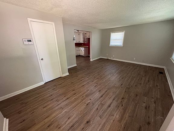 3rd image of 3236 Toole Dr