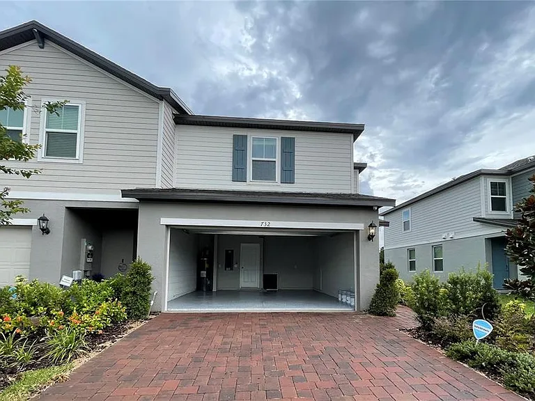 732 Legacy Dr — Photo 27