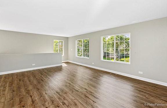 5th image of 497 Sandhurst Ln #497