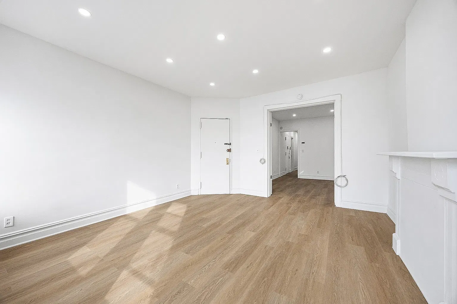 1610 East 2nd Street — Photo 1