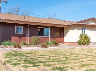 1217 S Emerald Ct, Visalia, CA 93277