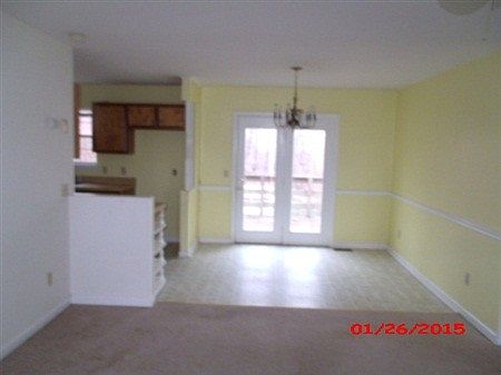 3rd image of 2540 Bell St