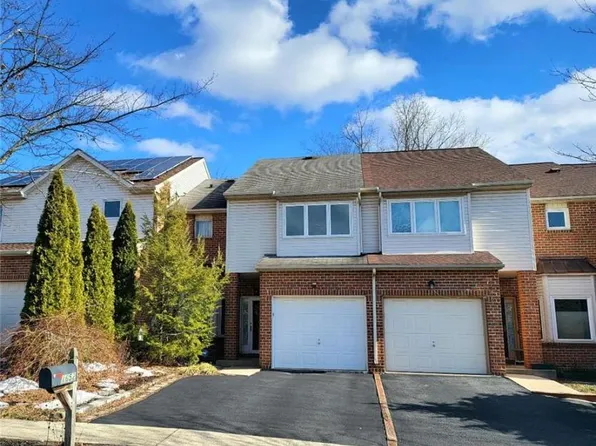 1652 Jackson St, Whitehall, PA 18052