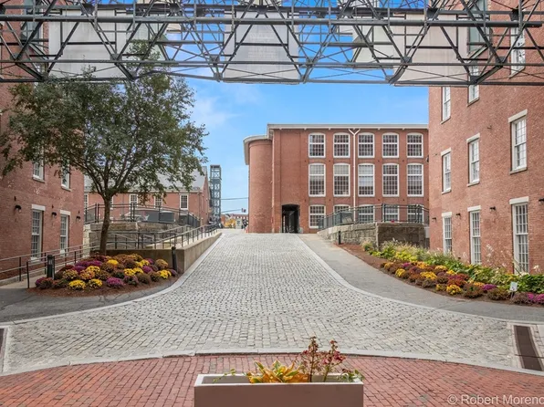 130 John St Unit 303, Lowell, MA 01852