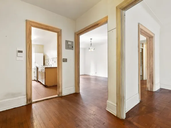 525 West 238th Street image 13 of 30