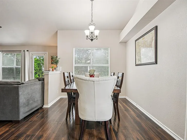3308 Ross Cv — Photo 13