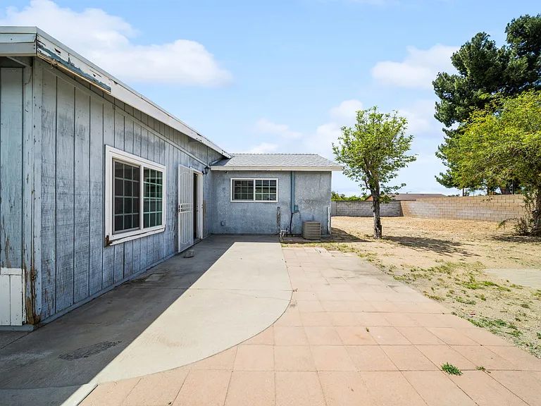 7608 Hyssop Dr — Photo 31