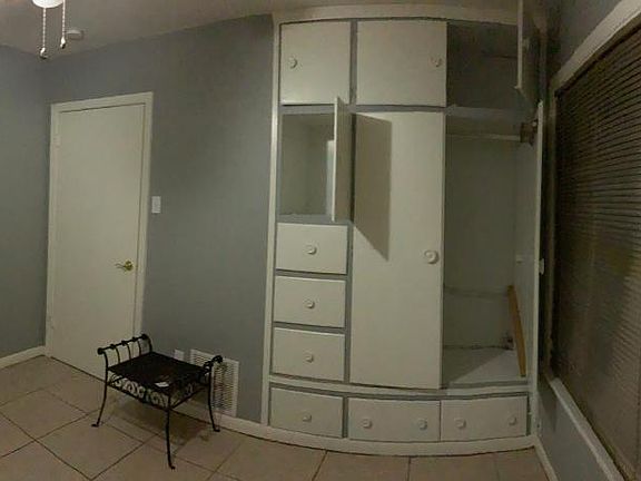 5th image of 218 Bella Vista Dr