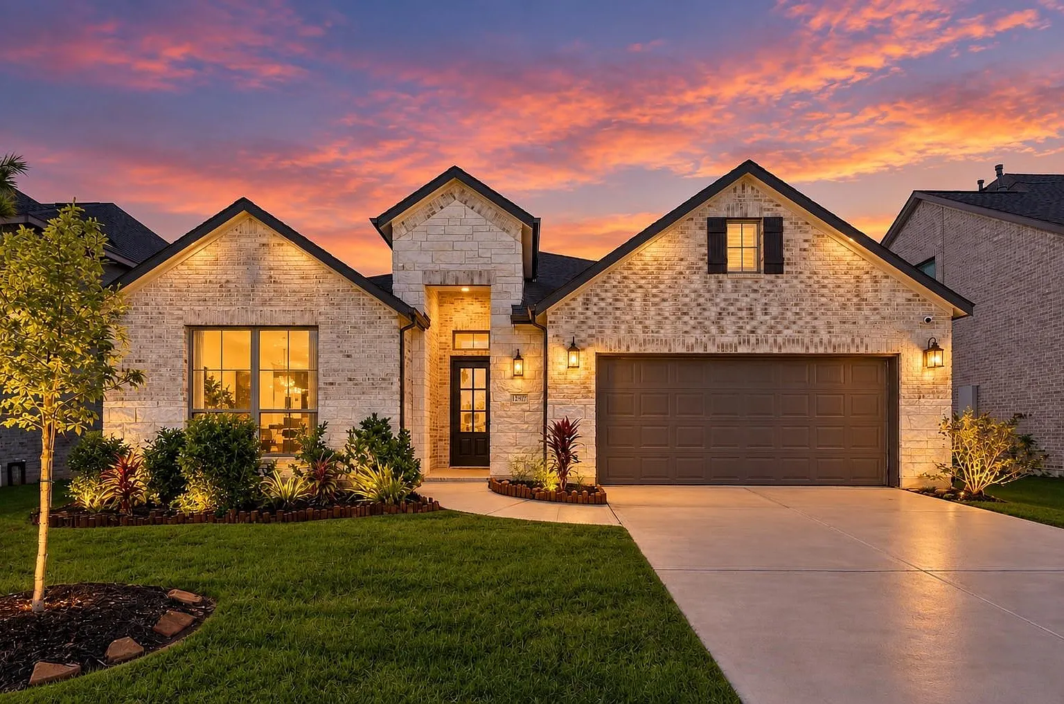4 bed, 3.0 bath, 2575 sqft, $3,200 — Photo 1