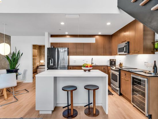 311 Oak St APT 102, Oakland, CA 94607