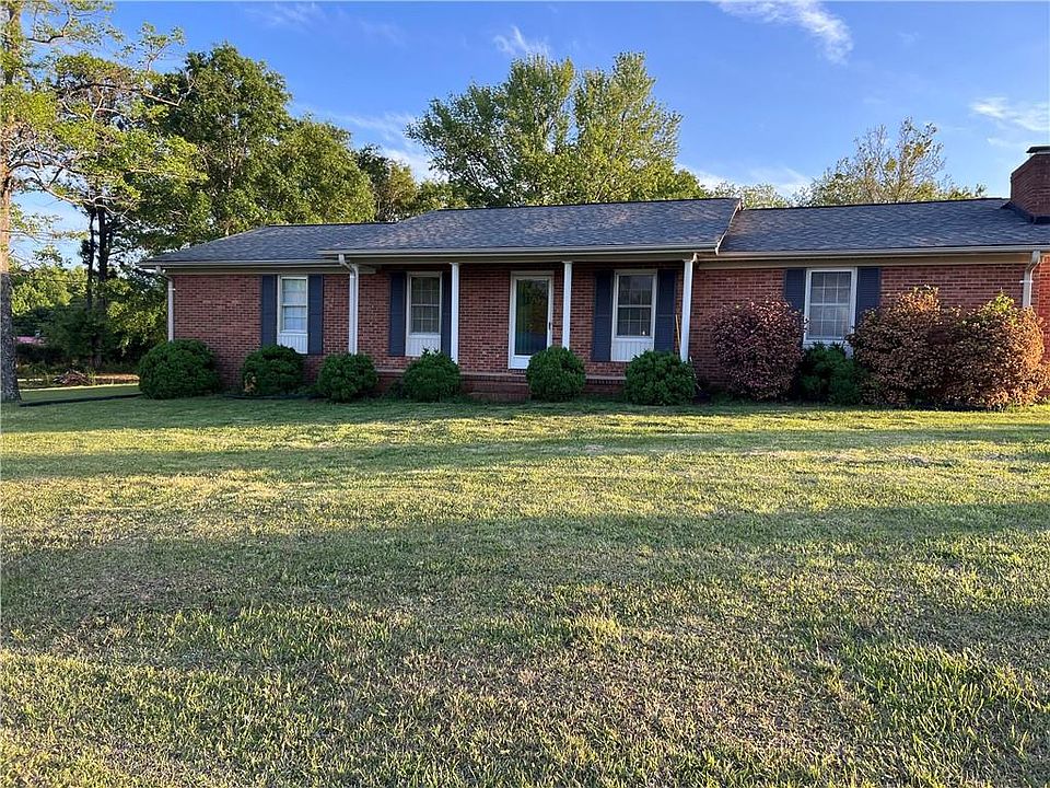 1036 Old Dacusville Rd, Easley, SC 29640 Zillow