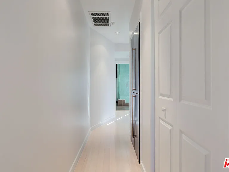 932 S Shenandoah St #3 — Photo 16