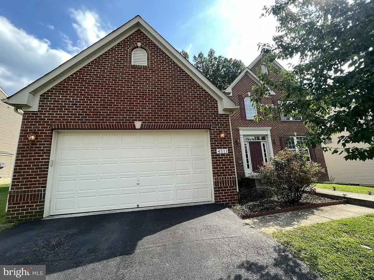 Building Photo - 4511 Nightingale Ct