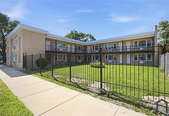 2nd image of 2537 E 83rd St #1