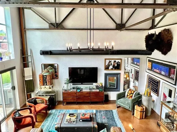 3033 Blake Street #123, Denver, CO 80205