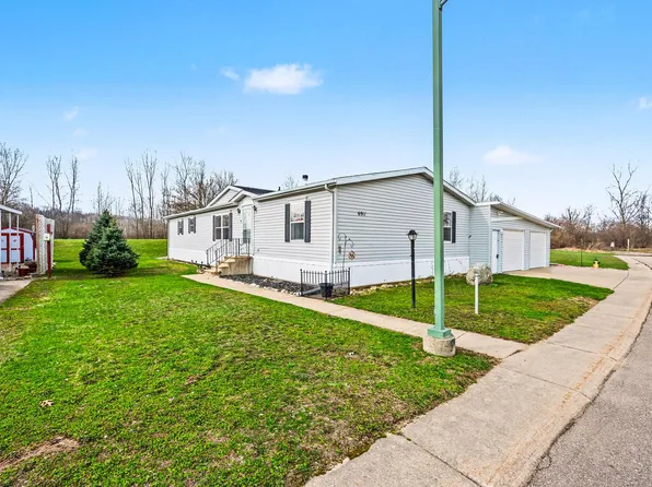 6911 Mandy Ln, Kalamazoo, MI 49009