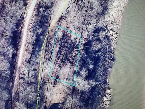 530 N Lakeside Ln, Leitchfield, KY 42754