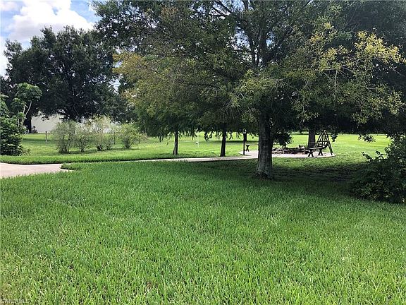 4th image of 4400 River Grove Ln