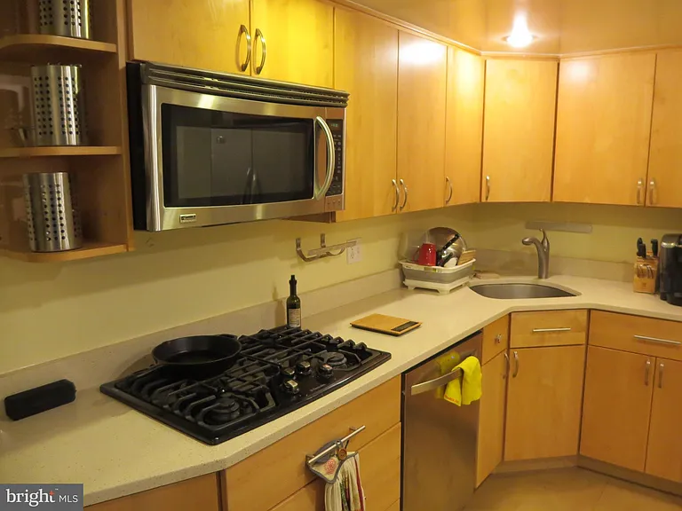1413 Northgate Sq #1C — Photo 2