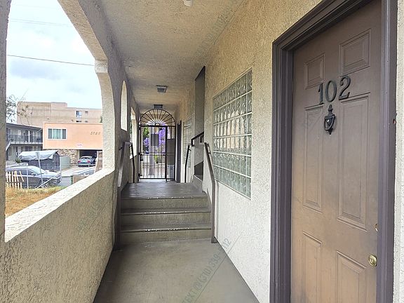 4th image of 3722 S Bentley Ave #102