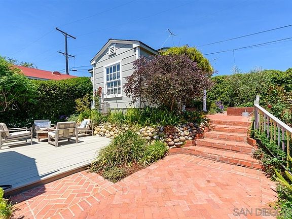 3rd image of 5645 Waverly Ave