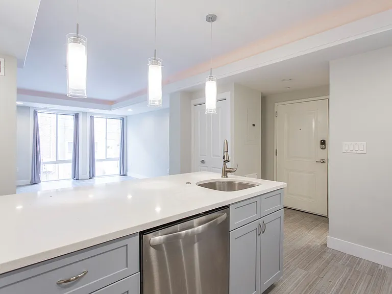 1533-39 Parrish St #3FA — Photo 15