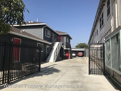 4th image of 10522 S Inglewood Ave APT 04