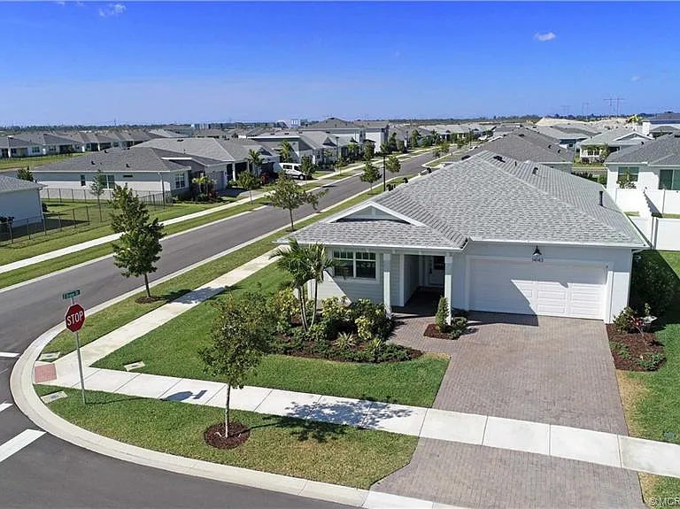 14143 SW Safi Ter — Photo 28
