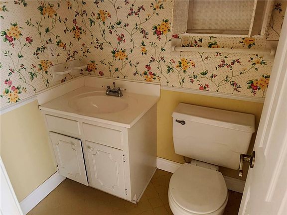 3rd image of 3505 Shadowwood Ct