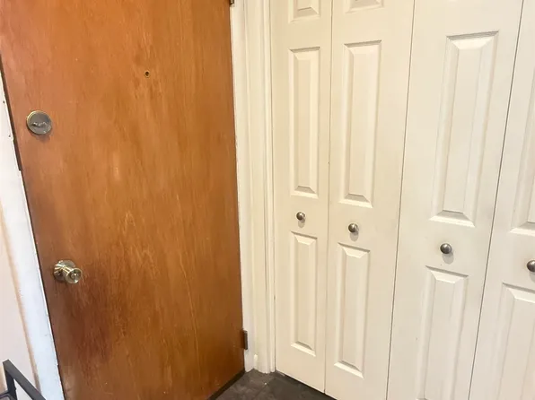 172 West 24th Street image 13 of 13