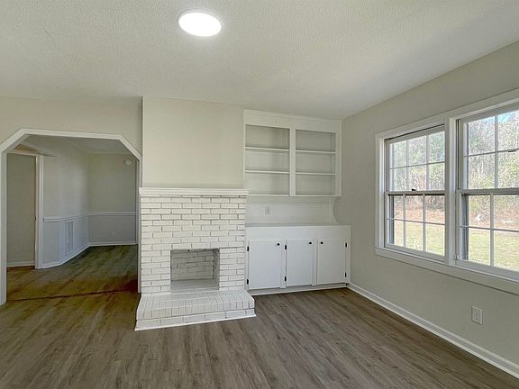 4th image of 230 Doty Rd