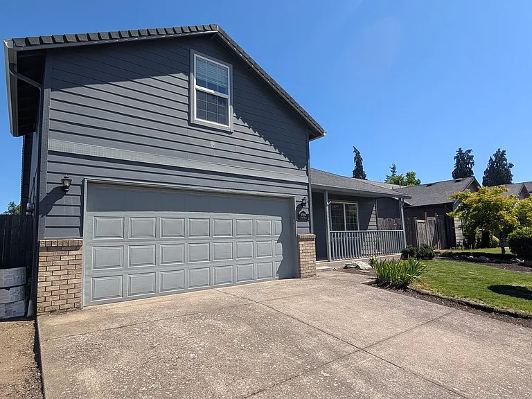 6566 Jules Pl — Photo 2