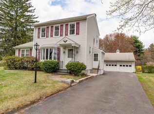 22 Asprion Rd, Glenmont, NY 12077