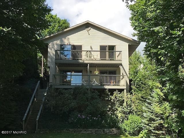 1st image of 6740 W Lake Dr