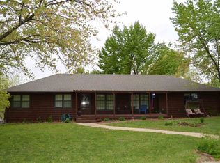 2131 NW Kendall Dr, Topeka, KS 66618