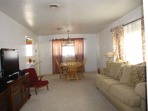 2nd image of 1909 Western Dr