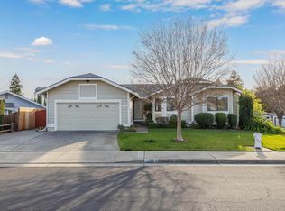 2147 Lighthouse Dr, Fairfield, CA 94534