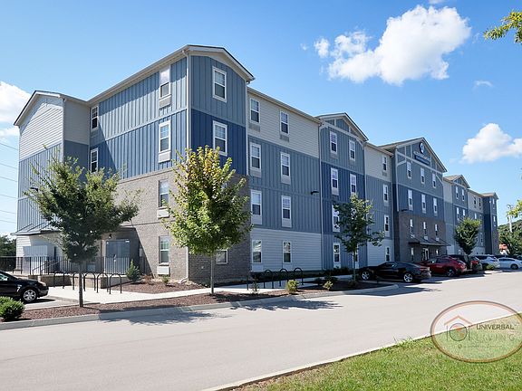 Studio & 1-Bedroom Apartment Homes