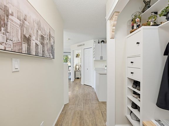 3rd image of 9760 176th St NW #208