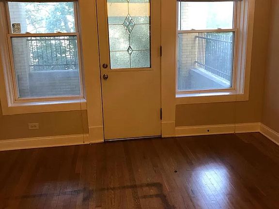 4th image of 3605 W Leland Ave APT 2E