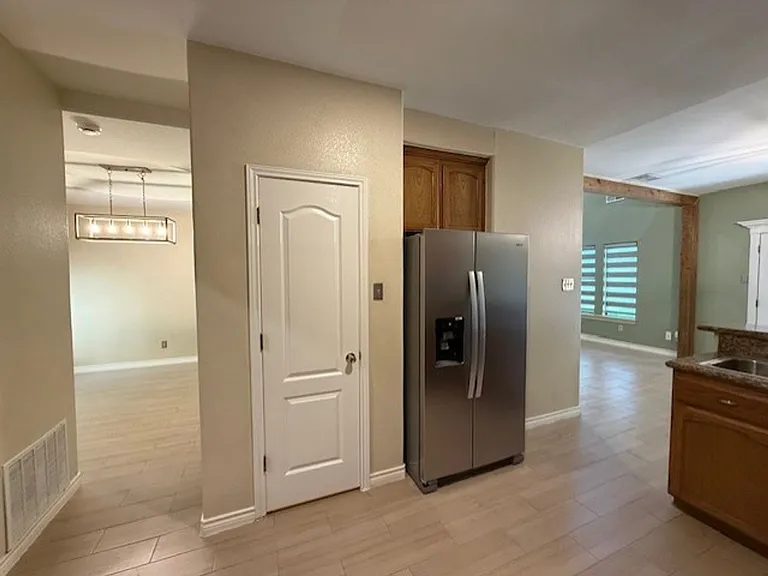 2912 Sundance Loop — Photo 9