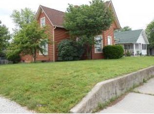 324 W Main St, Bloomfield, IN 47424