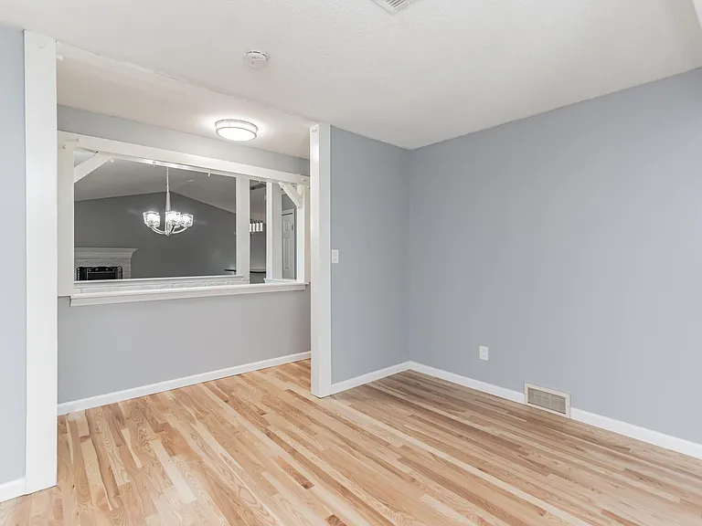 261 Skyline Dr — Photo 40