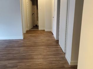 5815 N Sheridan Rd APT 402, Chicago, IL 60660