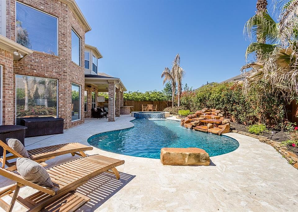 1st image of 7723 Bayou Green Ln