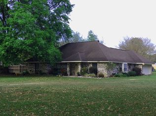 370 Lumpkin Rd, Carriere, MS 39426