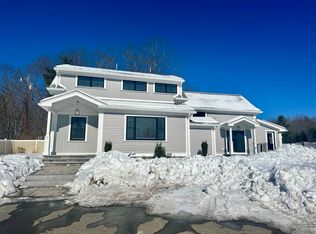 203 Post Rd, North Hampton, NH 03862