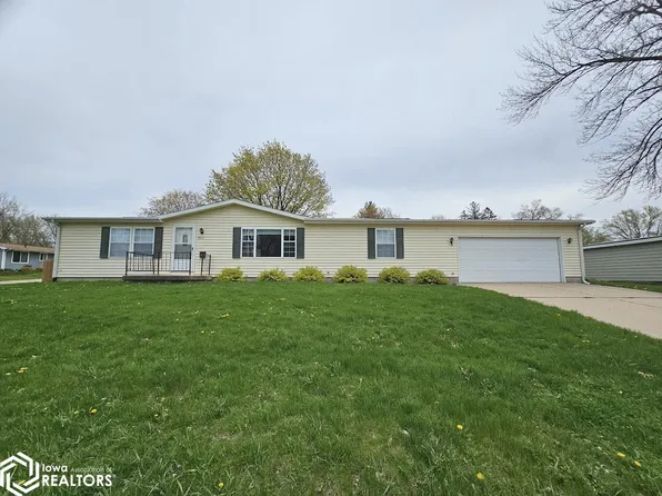 901 S Washington St, Lake Mills, IA 50450