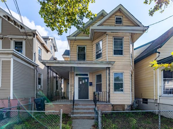 203 Patterson St Floor 2