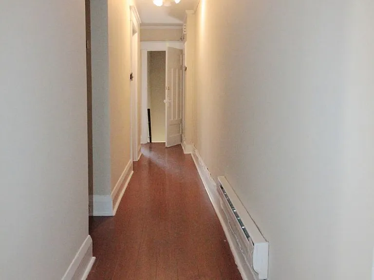 788 Broadview Ave #A — Photo 2